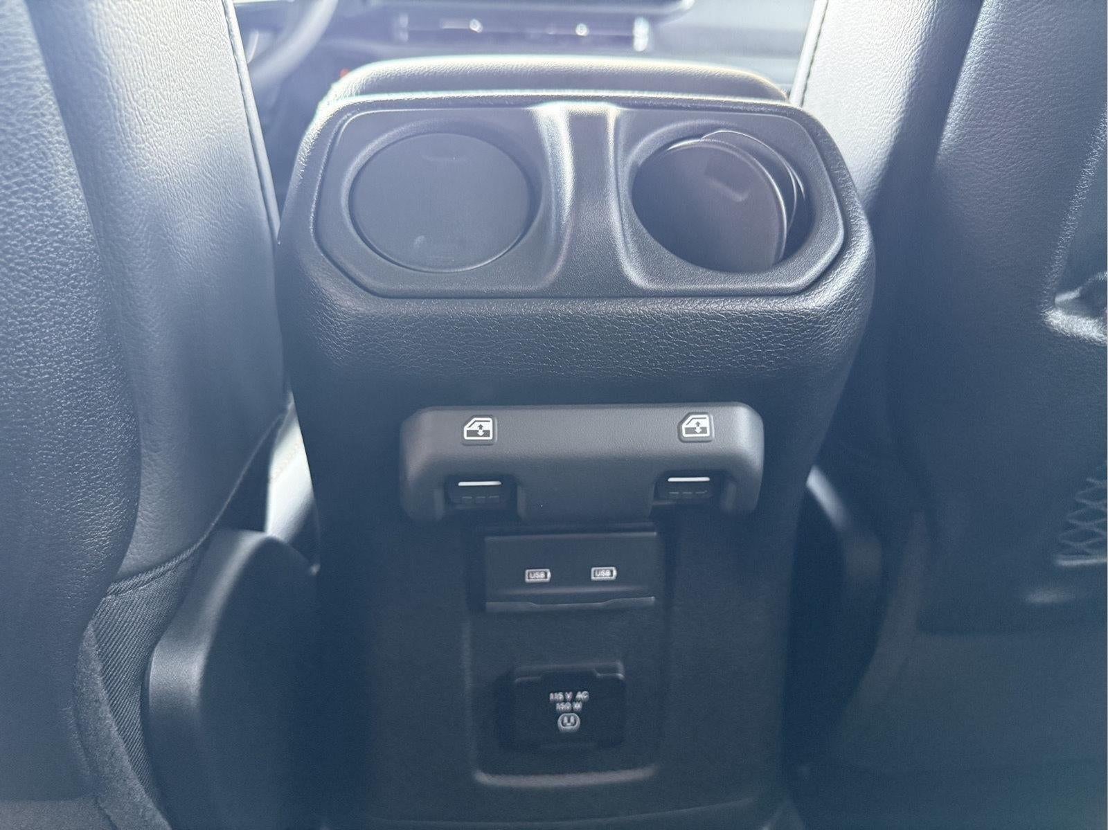 2027 Jeep Wrangler WRANGLER 4-DOOR SAHARA