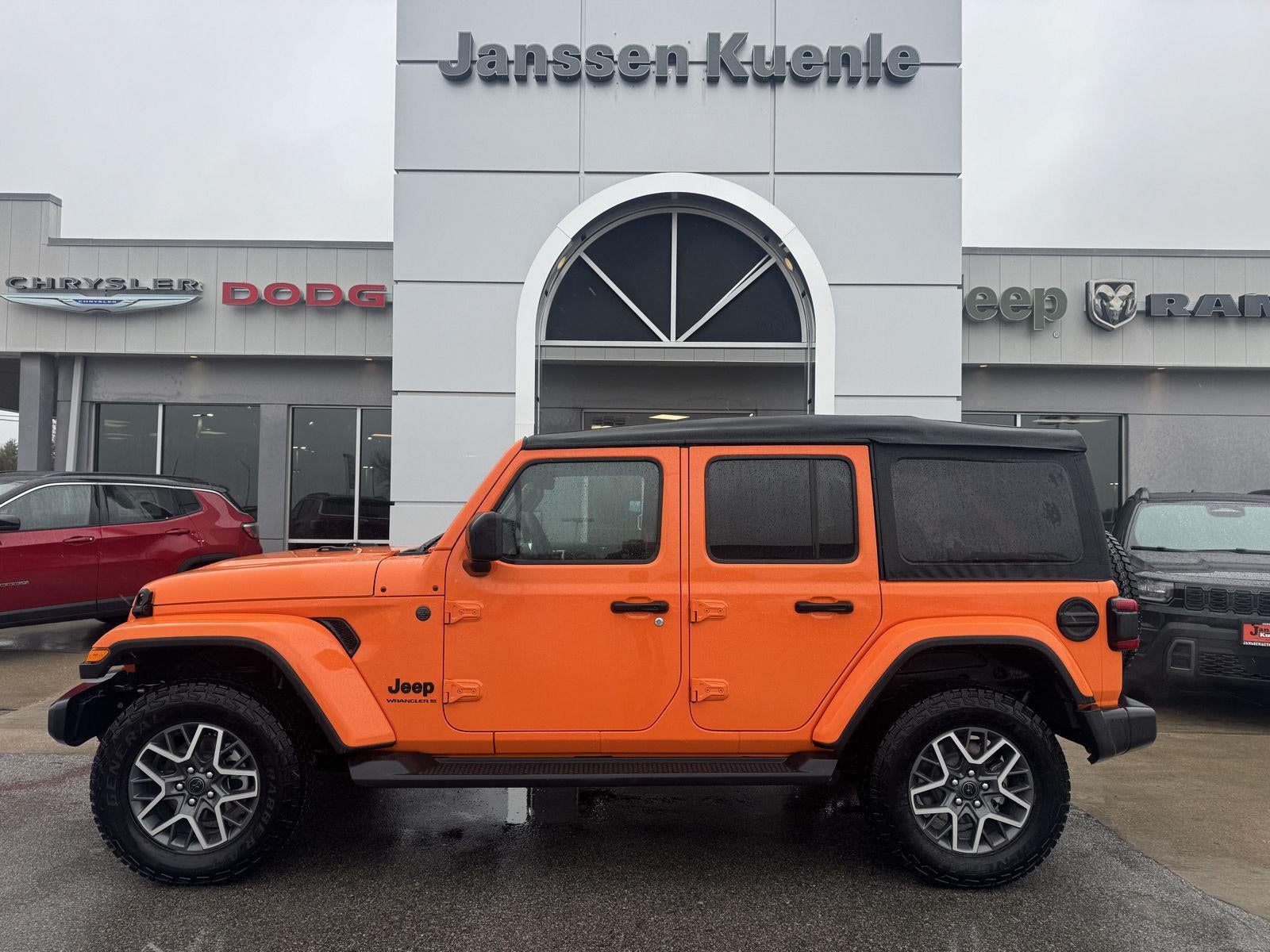 2025 Jeep Wrangler 4-Door Sahara 4x4