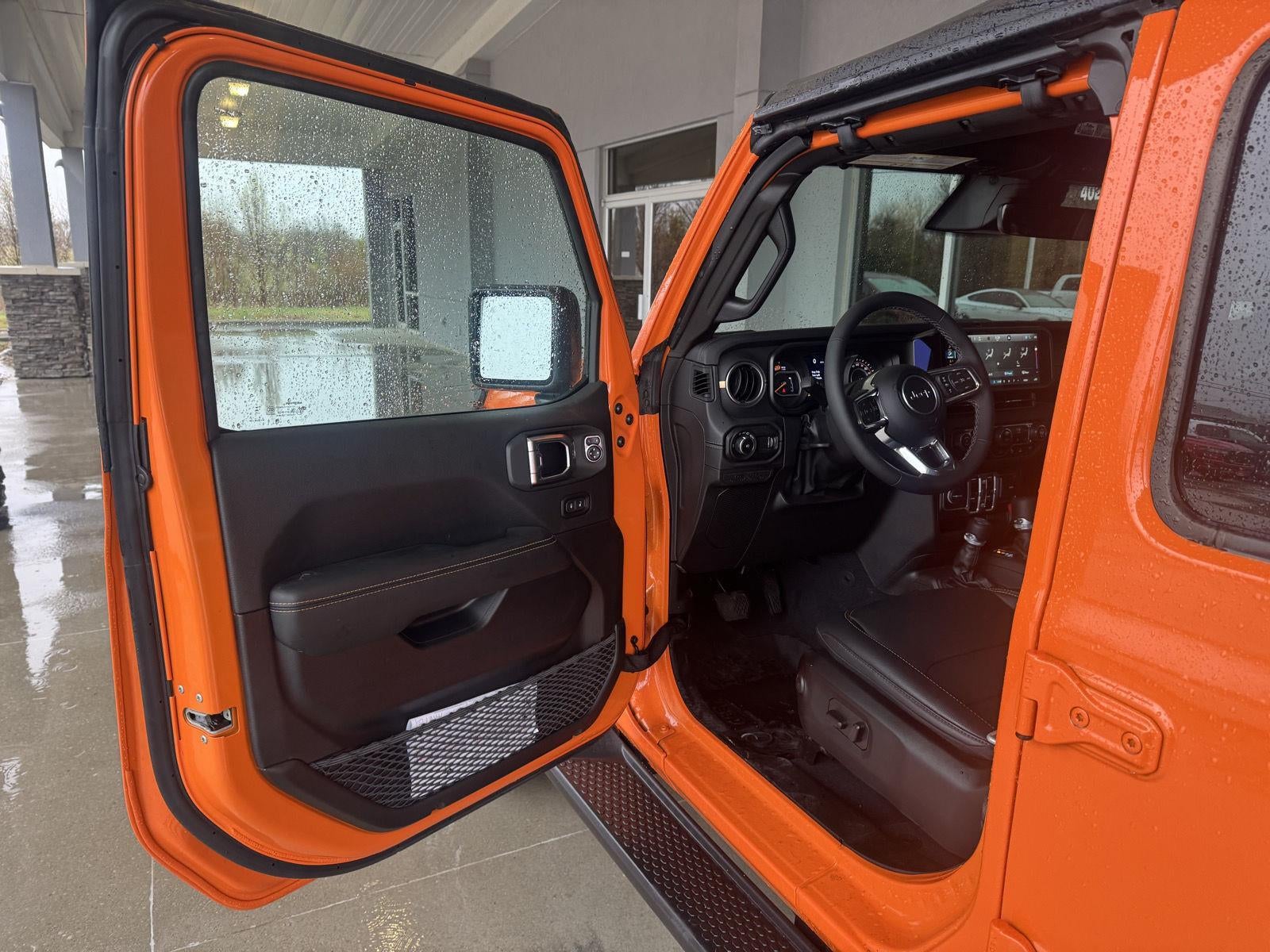 2025 Jeep Wrangler 4-Door Sahara 4x4