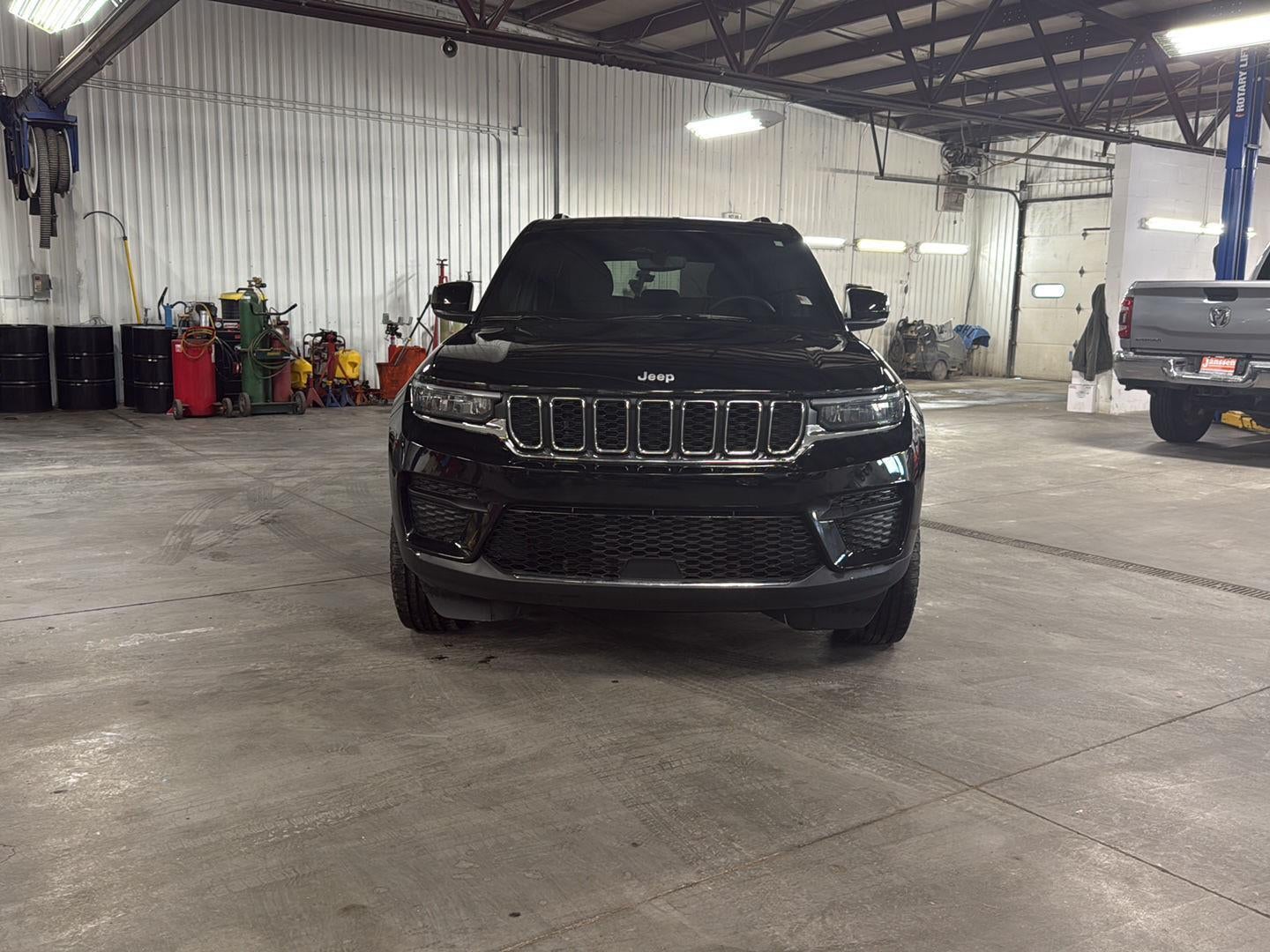 2024 Jeep Grand Cherokee Laredo 4x4