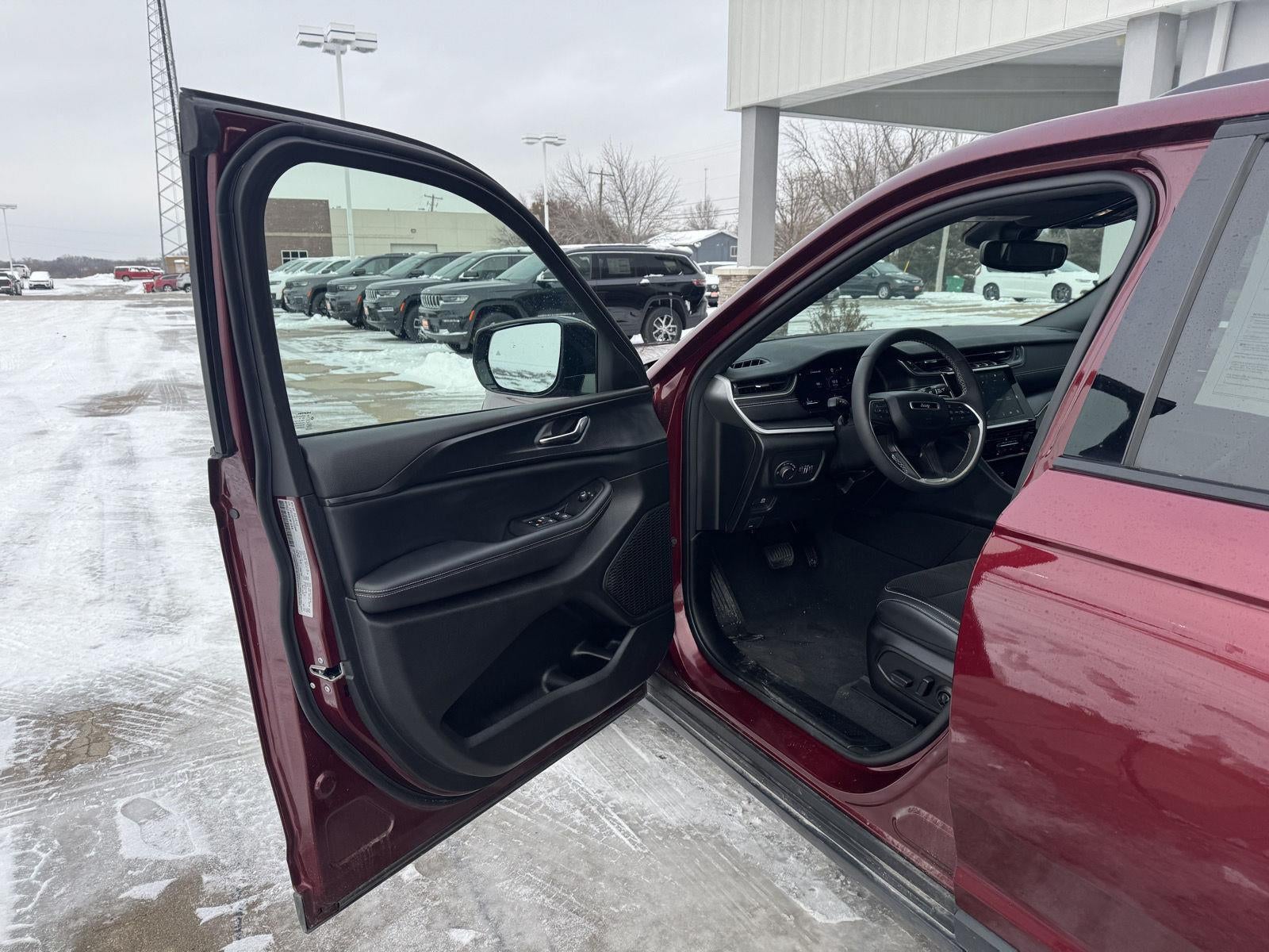 2024 Jeep Grand Cherokee Altitude 4x4