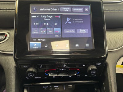 2026 Jeep Grand Cherokee GRAND CHEROKEE LAREDO X 4X4