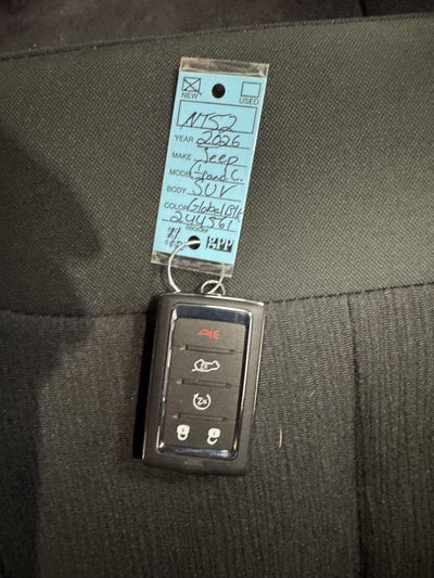 2026 Jeep Grand Cherokee GRAND CHEROKEE LAREDO X 4X4