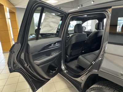 2026 Jeep Grand Cherokee GRAND CHEROKEE LAREDO X 4X4