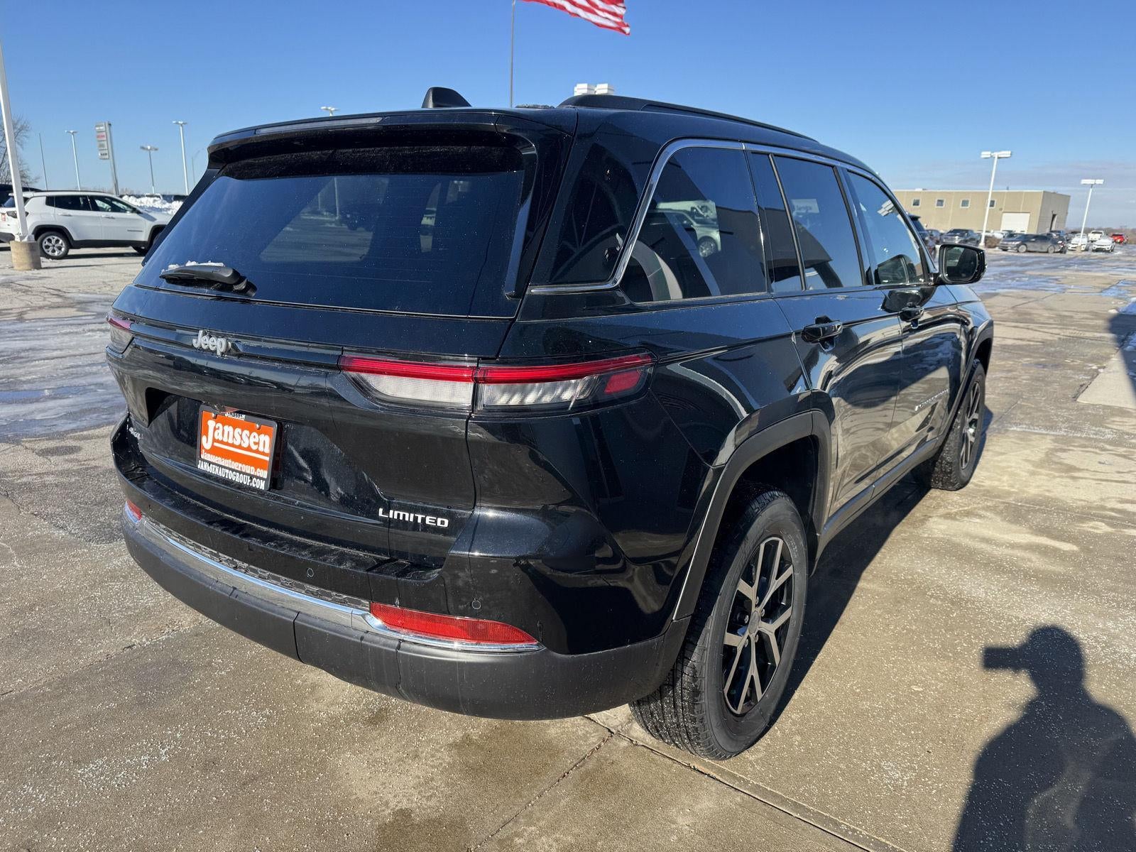 2025 Jeep Grand Cherokee GRAND CHEROKEE LIMITED 4X4