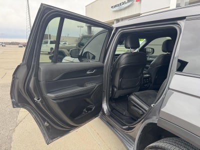 2024 Jeep Grand Cherokee L Altitude 4x4