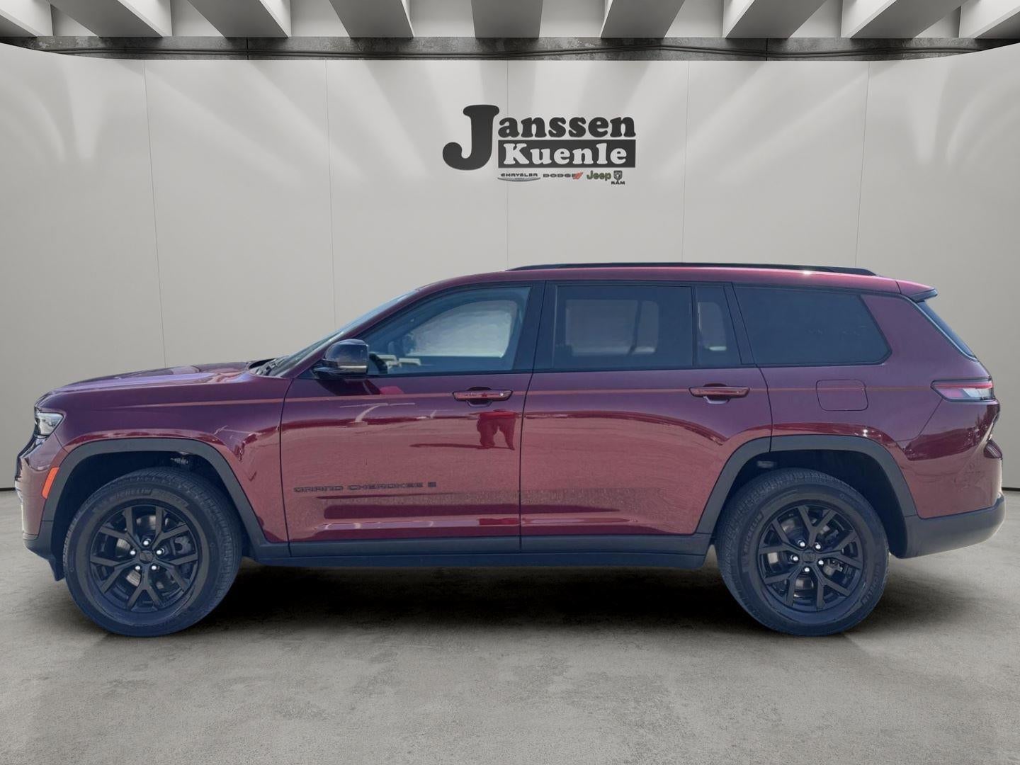 2024 Jeep Grand Cherokee L Altitude X 4x4's photo