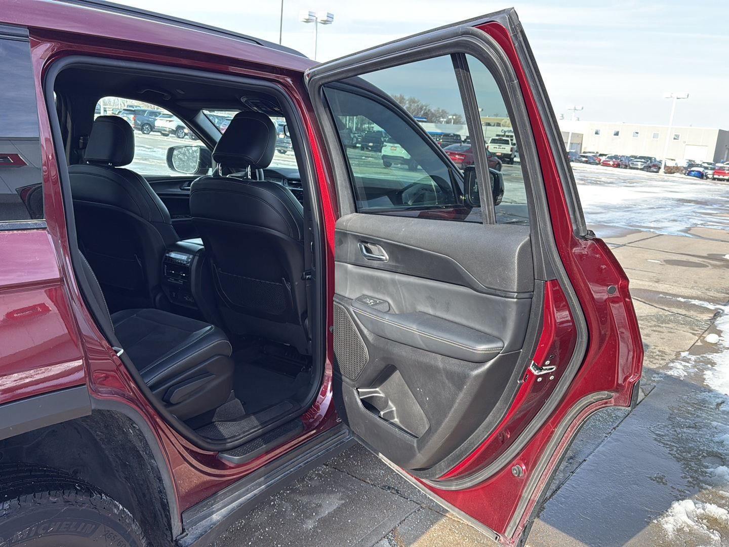 2024 Jeep Grand Cherokee L Altitude 4x4
