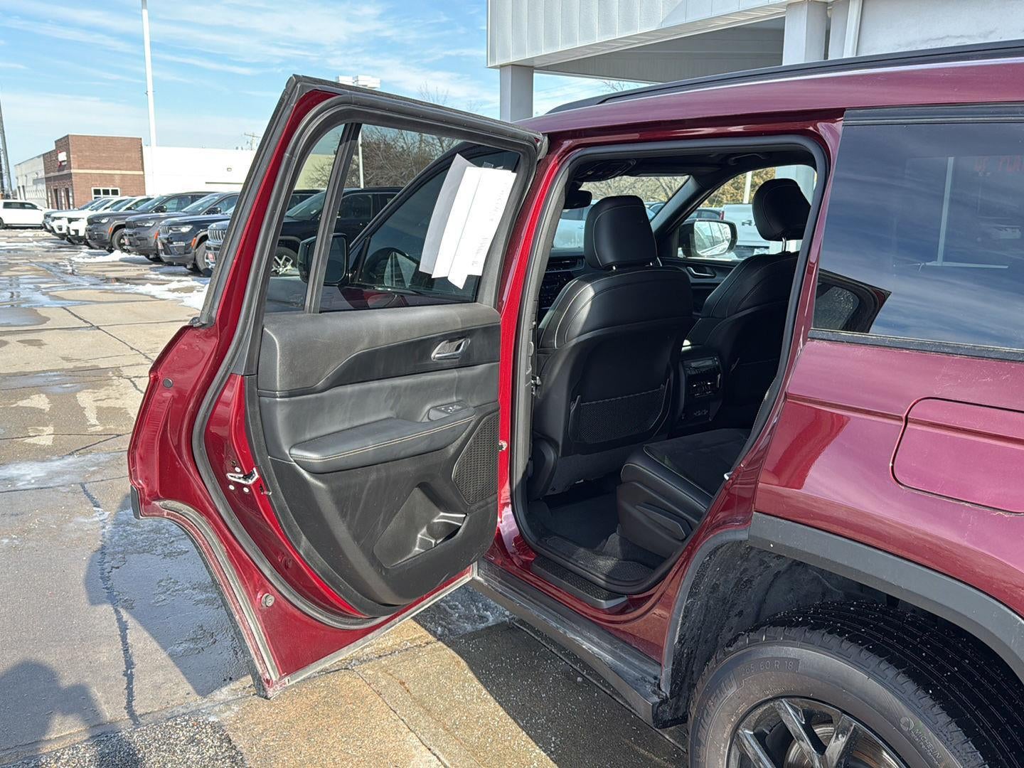 2024 Jeep Grand Cherokee L Altitude 4x4