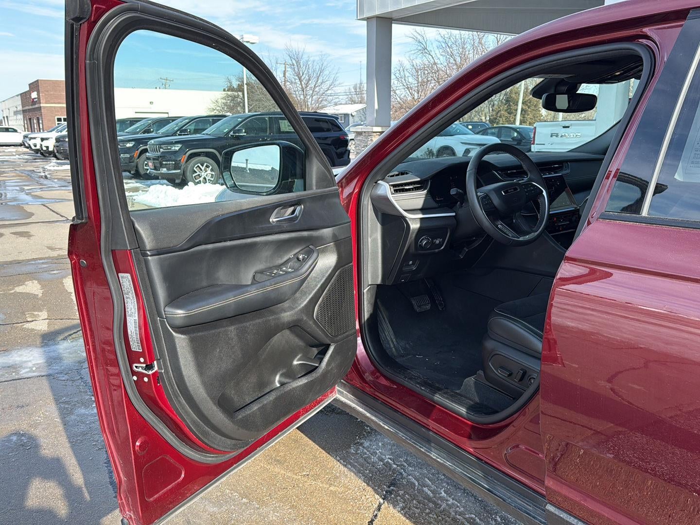 2024 Jeep Grand Cherokee L Altitude 4x4