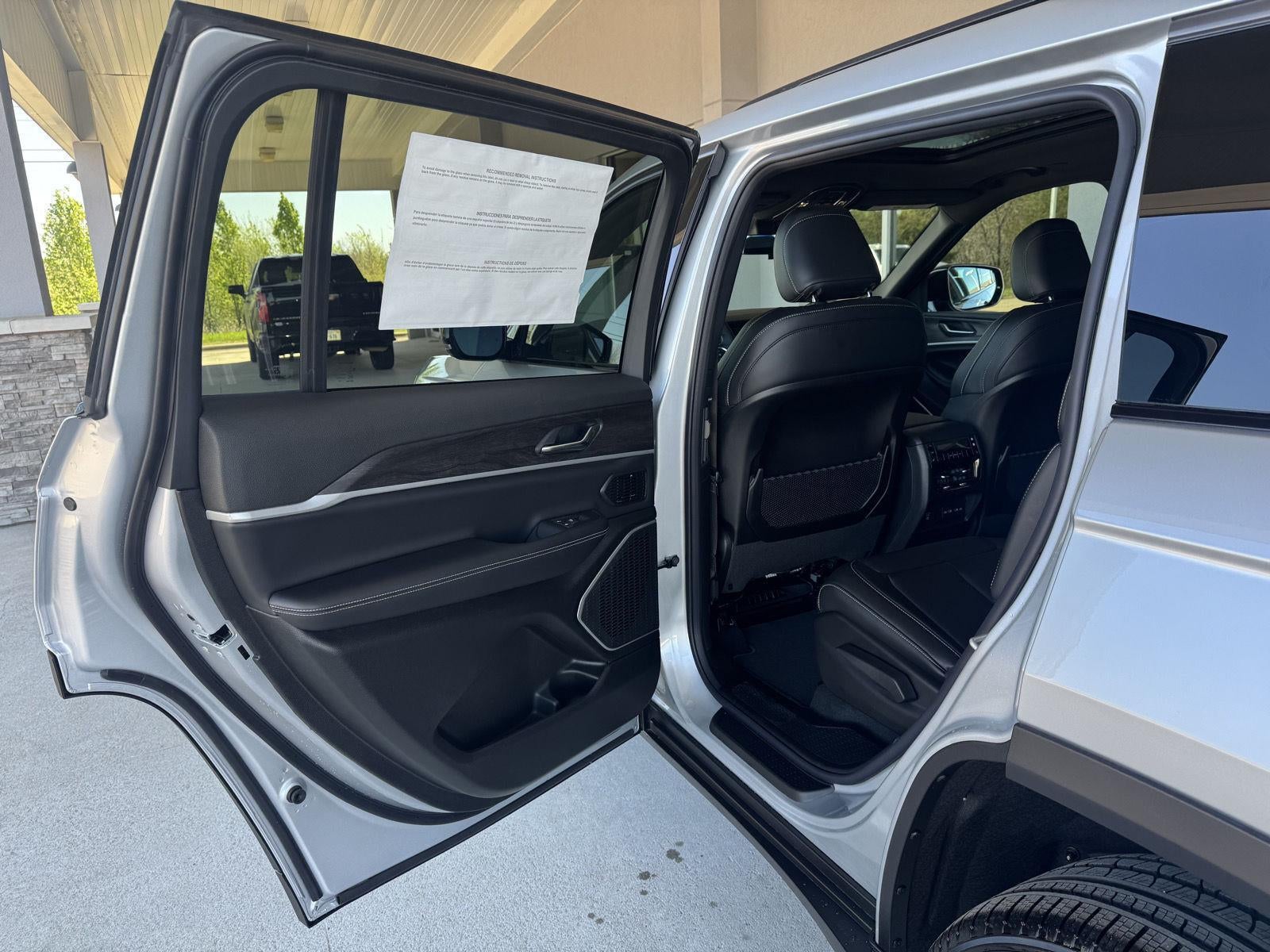 2026 Jeep Grand Cherokee GRAND CHEROKEE L LIMITED 4X4