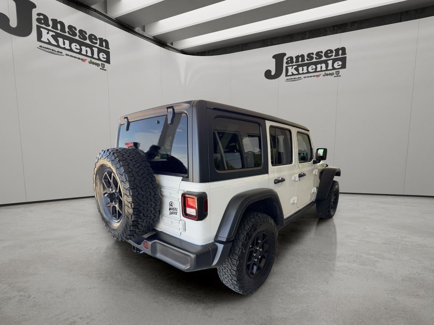 2025 Jeep Wrangler 4xe Willys 4xe