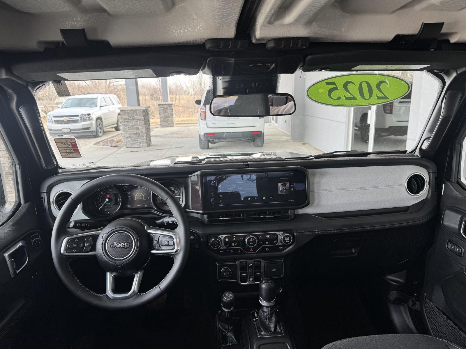 2025 Jeep Wrangler 4xe Sahara 4xe