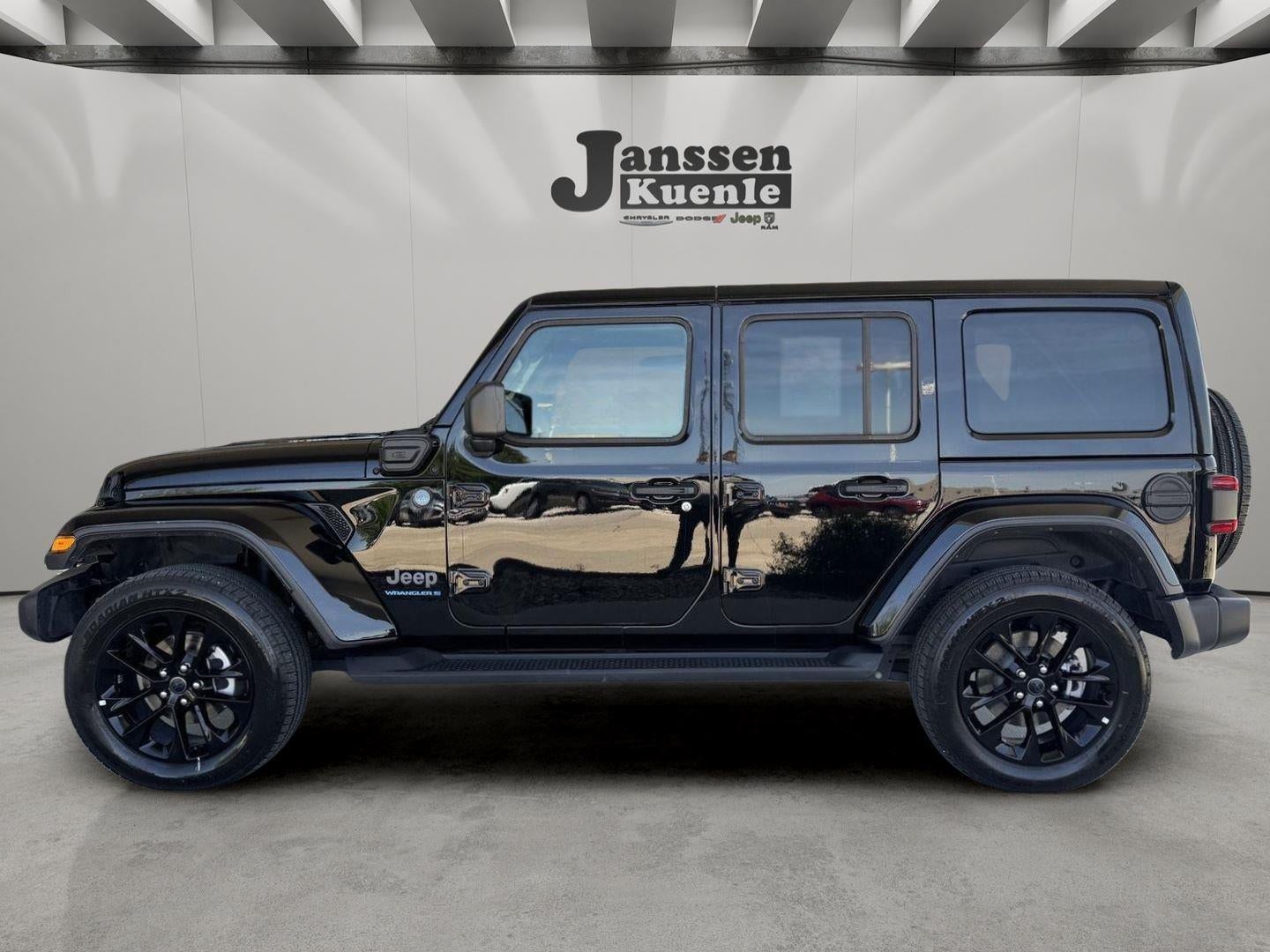 2025 Jeep Wrangler 4xe Sahara 4XE's photo