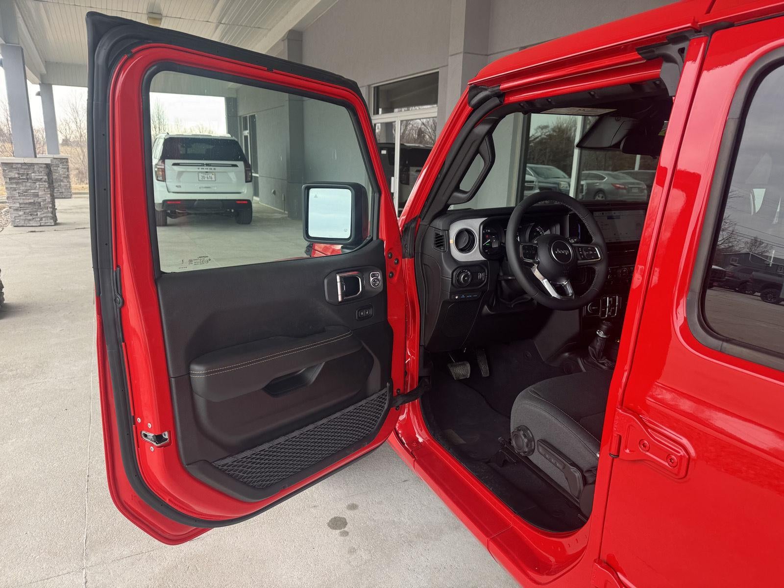 2025 Jeep Wrangler 4xe Sahara 4xe