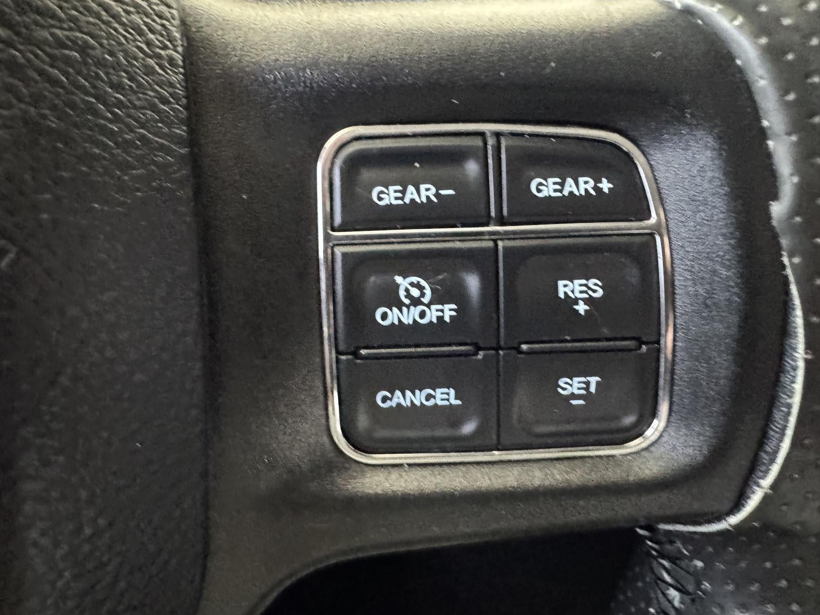 2018 RAM 1500 Express Crew Cab 4x4 5'7' Box