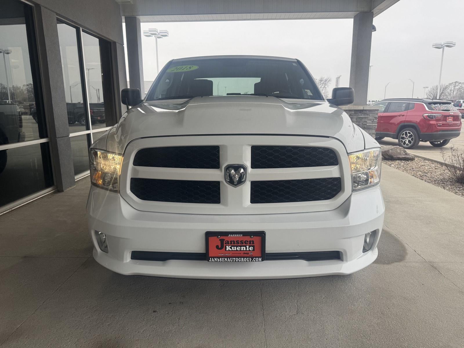 2018 RAM 1500 Express Crew Cab 4x4 5'7' Box
