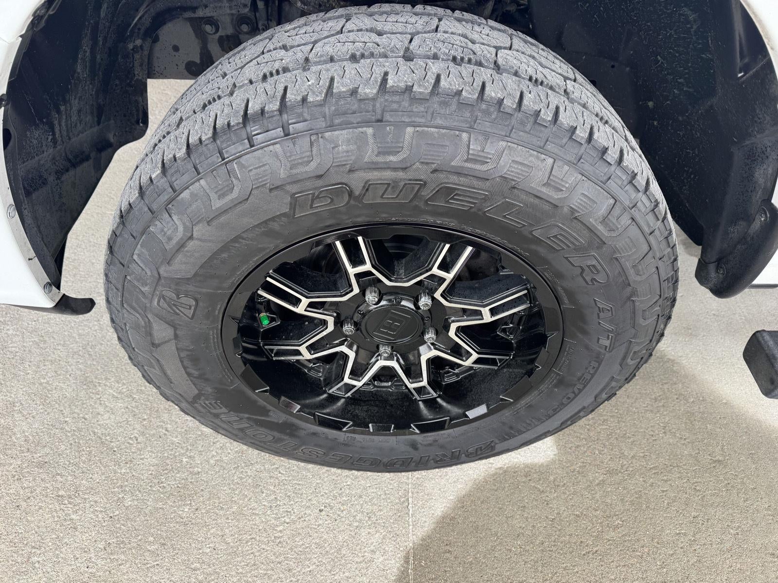 2018 RAM 1500 Express Crew Cab 4x4 5'7' Box