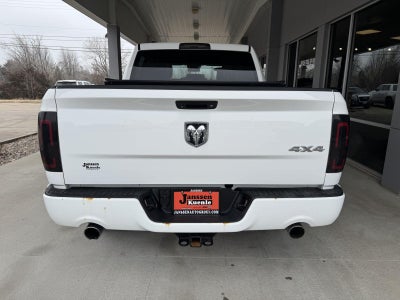 2018 RAM 1500 Express Crew Cab 4x4 5'7' Box