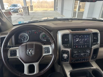 2018 RAM 1500 Laramie Crew Cab 4x4 5'7' Box