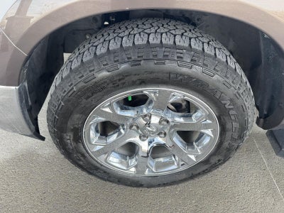 2018 RAM 1500 Laramie Crew Cab 4x4 5'7' Box