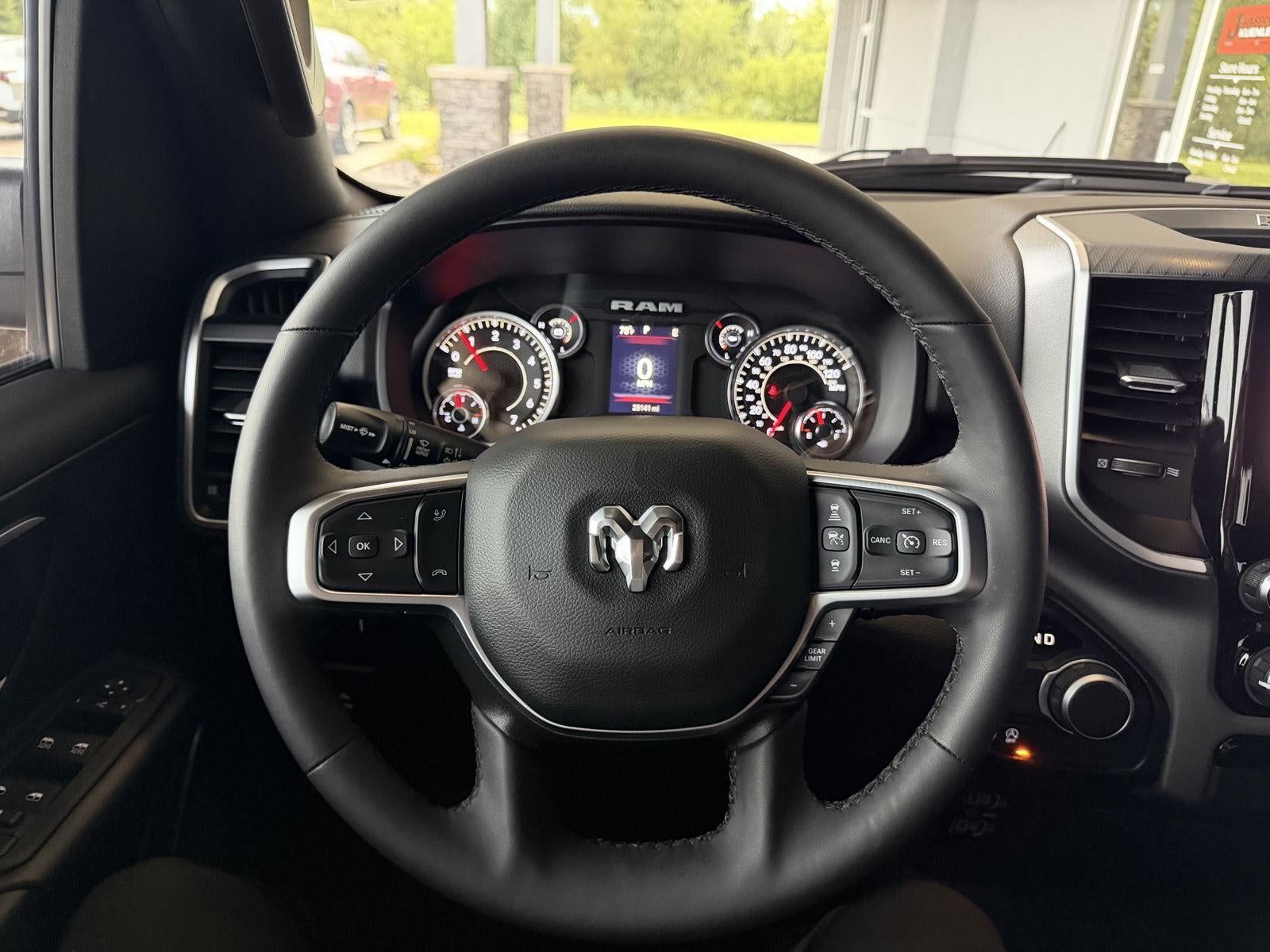 2025 RAM 1500 Big Horn Crew Cab 4x2 5'7' Box