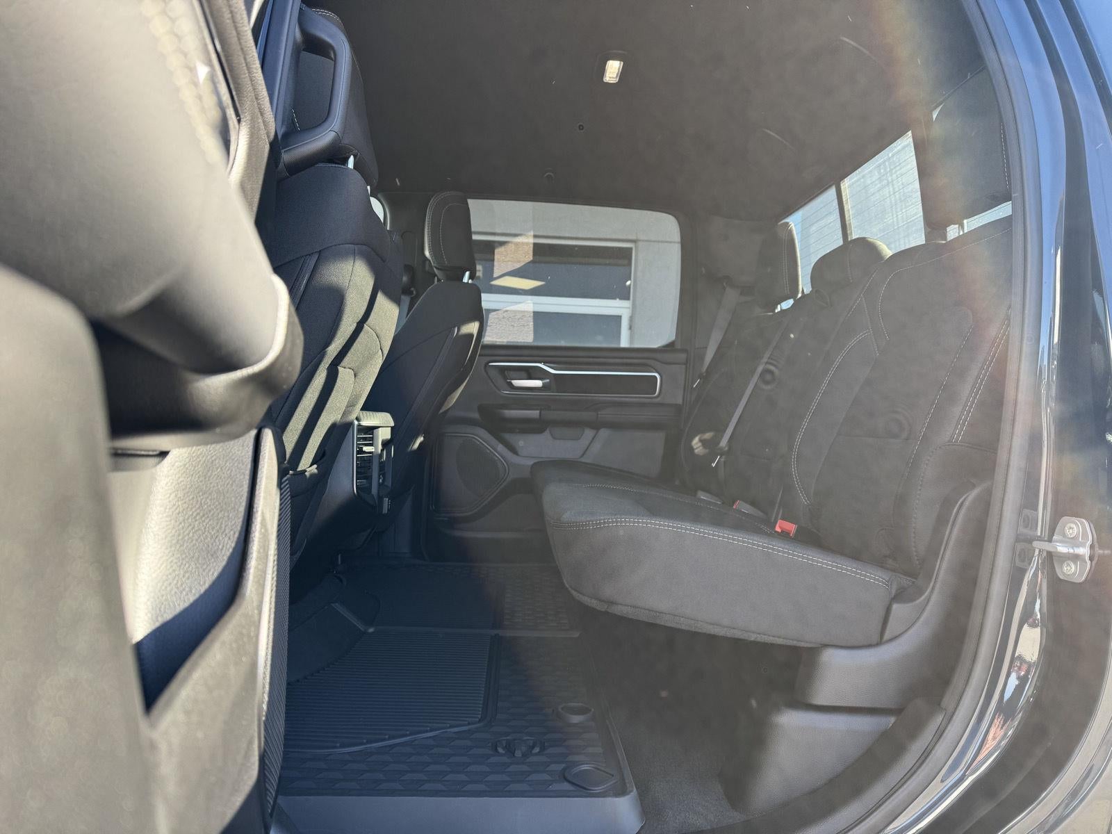 2025 RAM Ram 1500 RAM 1500 BIG HORN CREW CAB 4X4 5'7' BOX