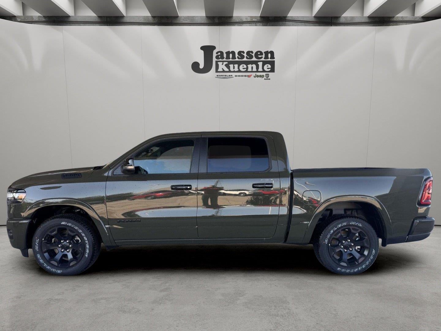 2026 RAM 1500 RAM 1500 BIG HORN CREW CAB 4X4 5'7' BOX