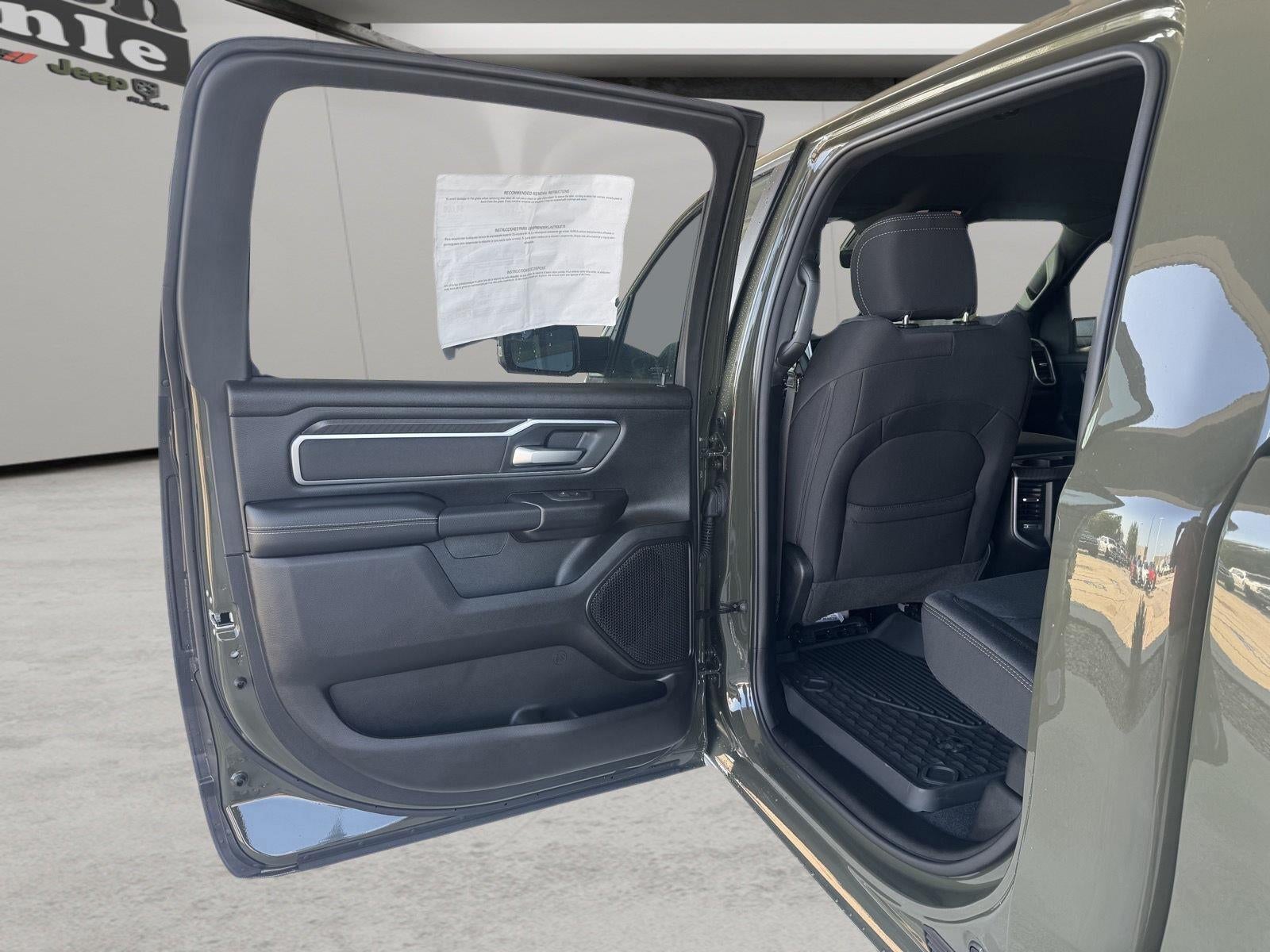 2026 RAM 1500 RAM 1500 BIG HORN CREW CAB 4X4 5'7' BOX