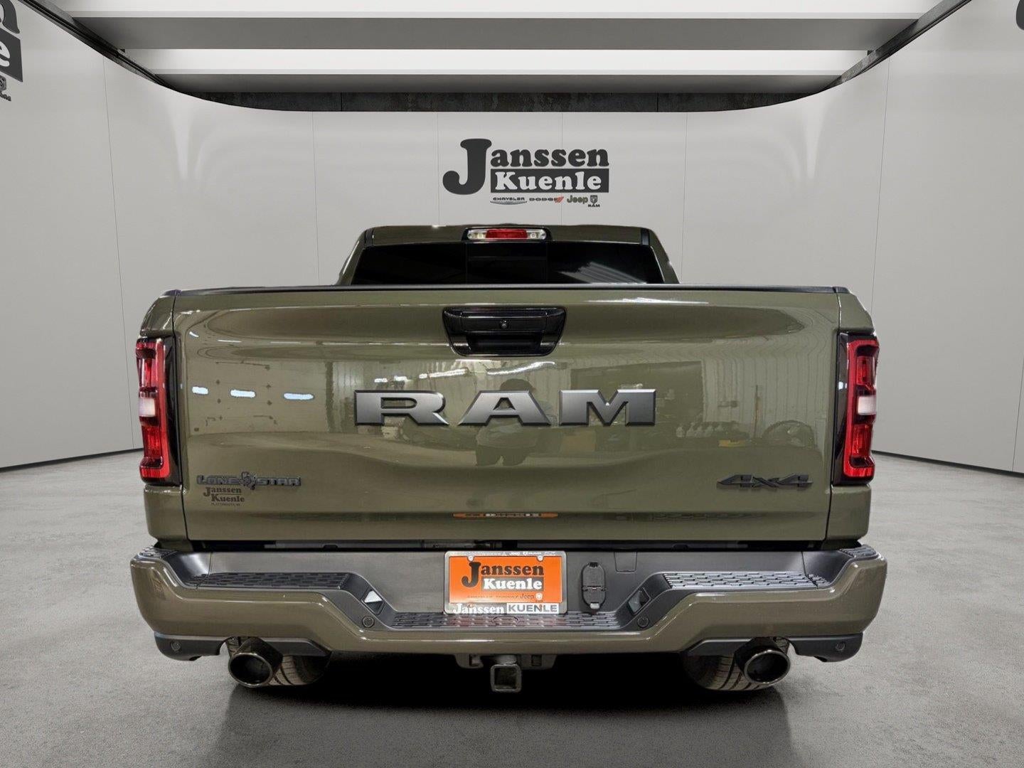 2026 RAM 1500 Lone Star Crew Cab 4x4 5'7' Box