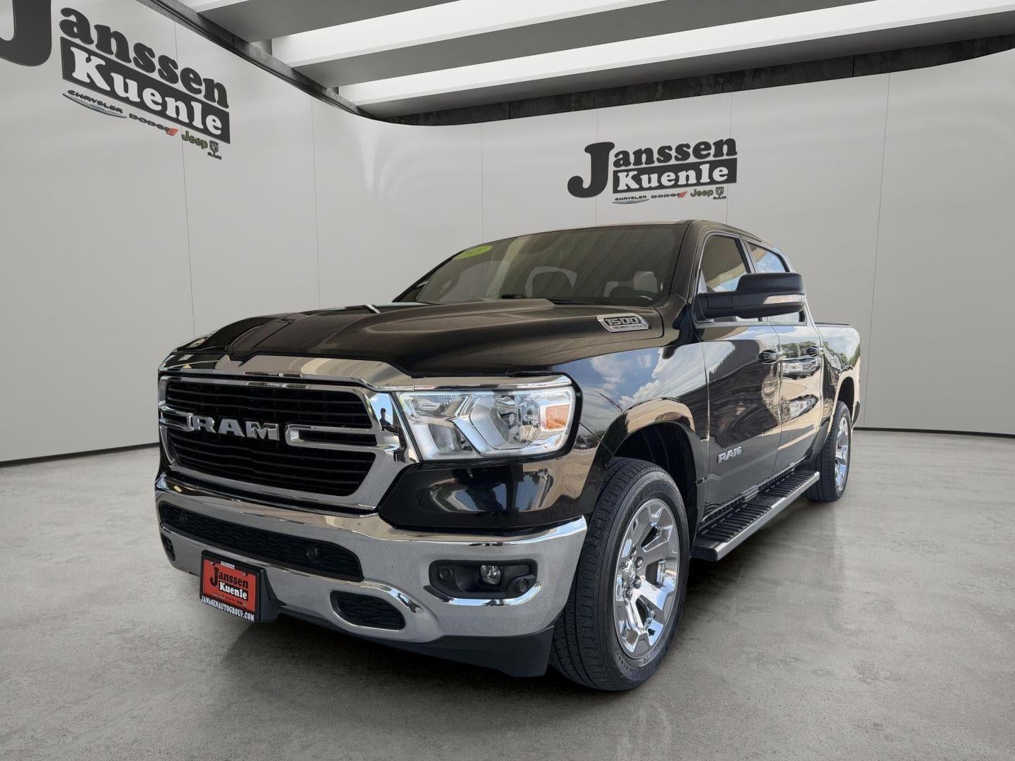 2021 RAM 1500 Big Horn Crew Cab 4x4 5'7' Box