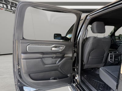 2021 RAM 1500 Big Horn Crew Cab 4x4 5'7' Box