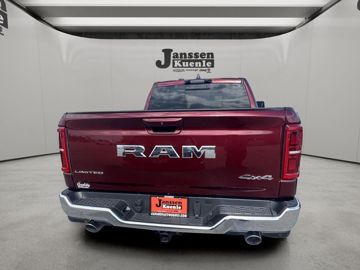 2025 RAM 1500 Limited Crew Cab 4x4 5'7' Box