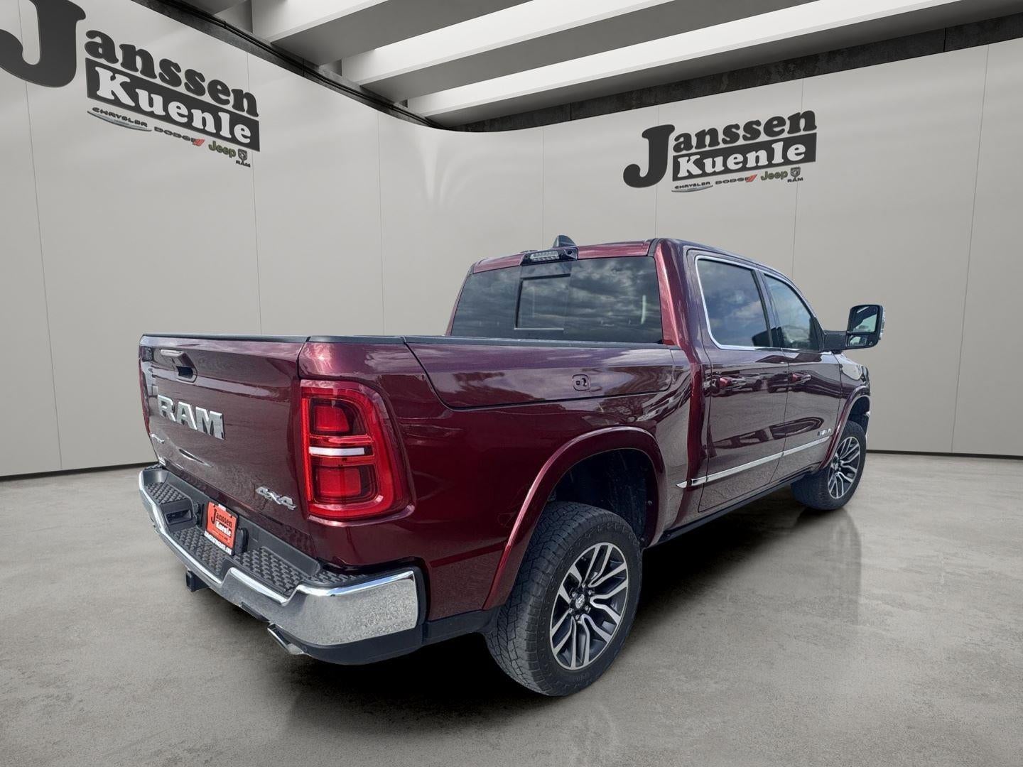 2025 RAM 1500 Limited Crew Cab 4x4 5'7' Box