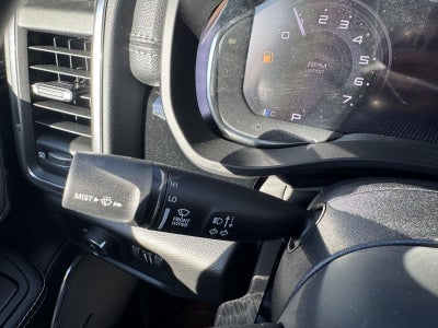 2025 RAM Ram 1500 RAM 1500 LARAMIE CREW CAB 4X4 5'7' BOX