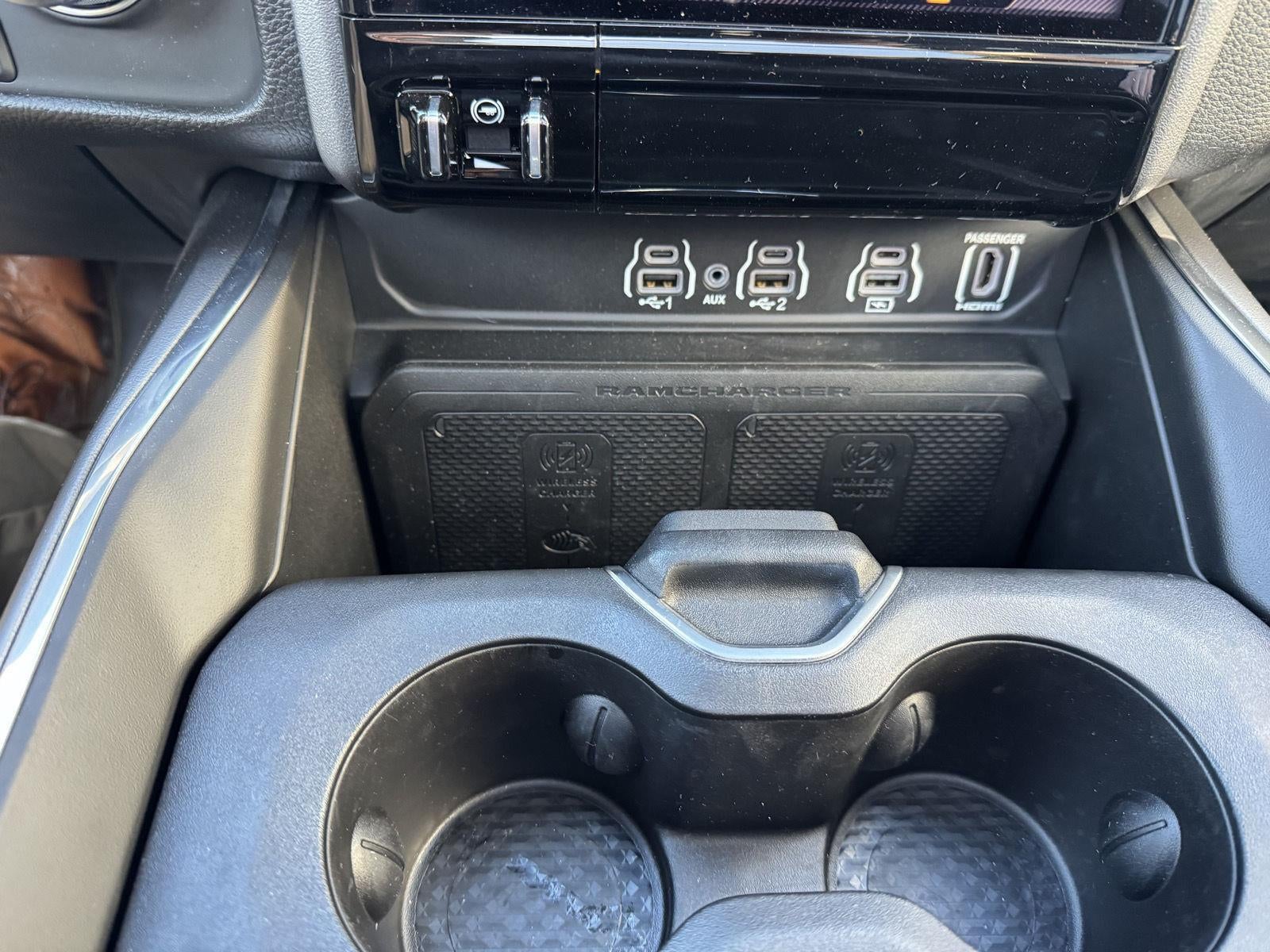 2025 RAM Ram 1500 RAM 1500 LARAMIE CREW CAB 4X4 5'7' BOX