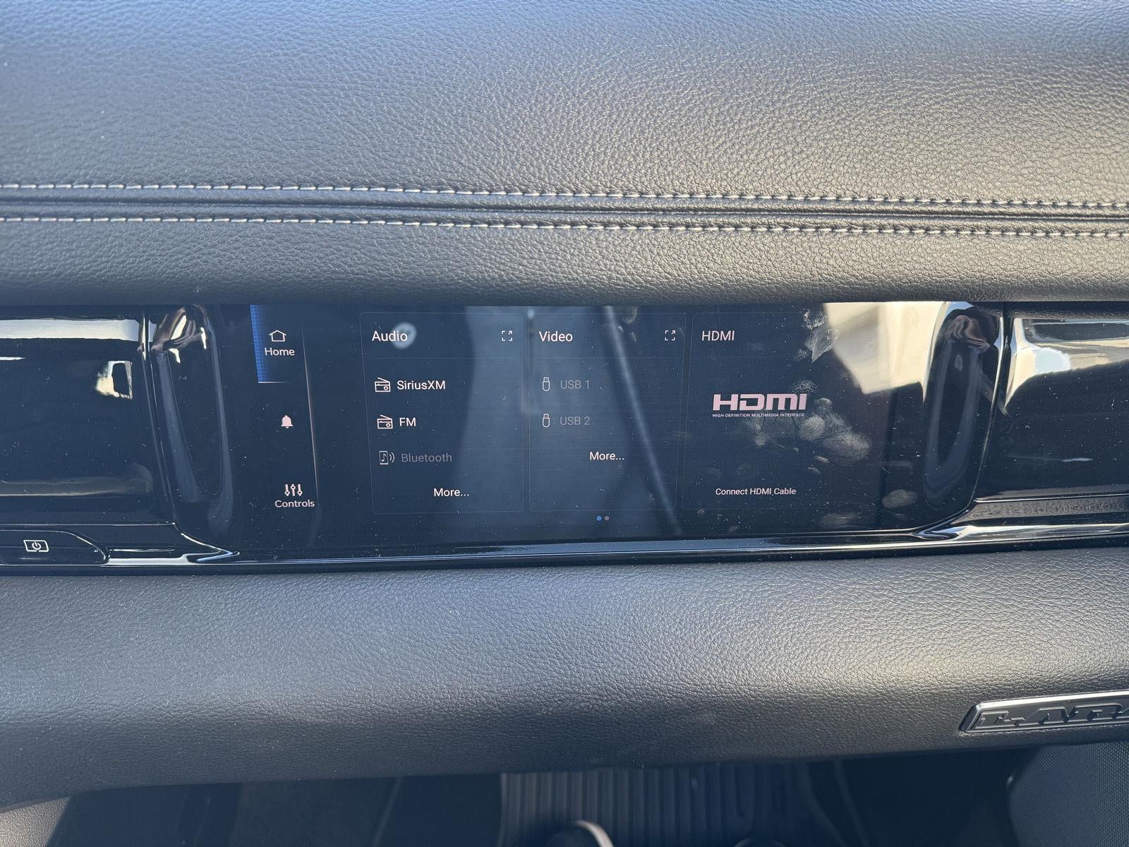 2025 RAM Ram 1500 RAM 1500 LARAMIE CREW CAB 4X4 5'7' BOX