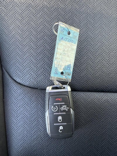 2025 RAM Ram 1500 RAM 1500 LARAMIE CREW CAB 4X4 5'7' BOX