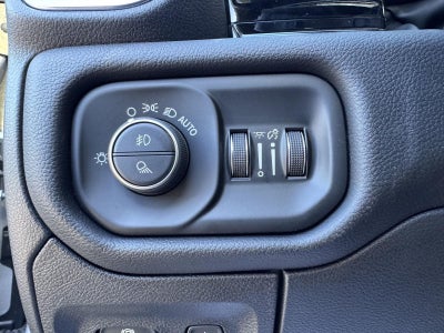 2025 RAM Ram 1500 RAM 1500 LARAMIE CREW CAB 4X4 5'7' BOX