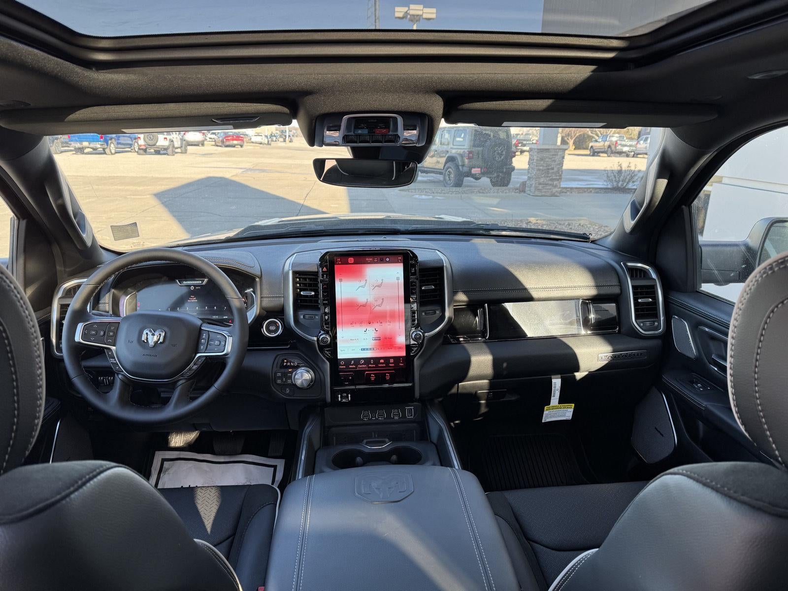 2025 RAM Ram 1500 RAM 1500 LARAMIE CREW CAB 4X4 5'7' BOX