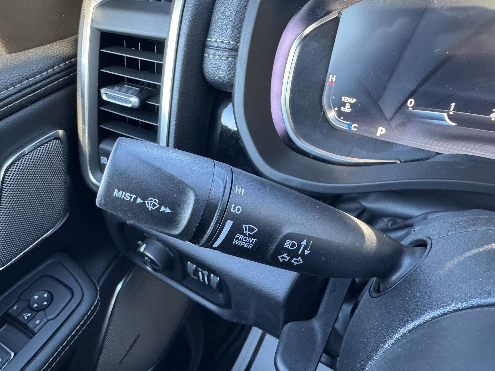 2025 RAM Ram 1500 RAM 1500 LARAMIE CREW CAB 4X4 5'7' BOX