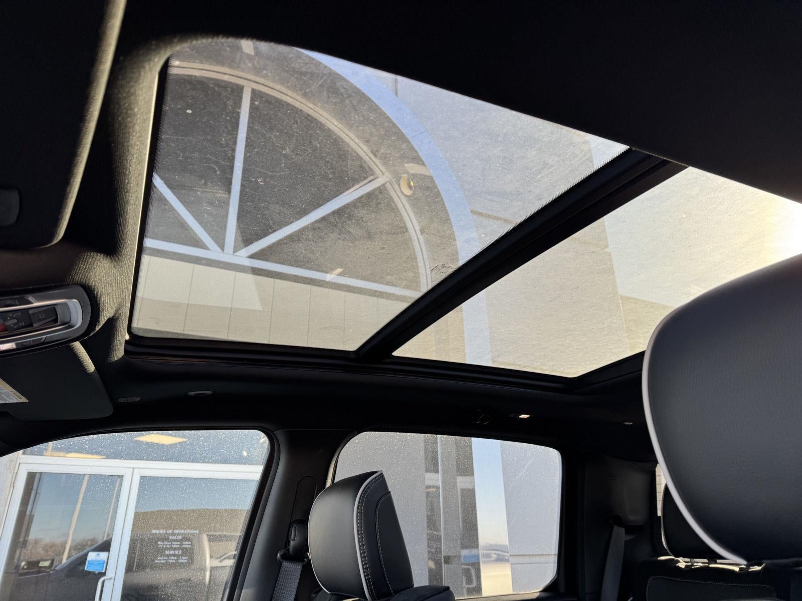 2025 RAM Ram 1500 RAM 1500 LARAMIE CREW CAB 4X4 5'7' BOX