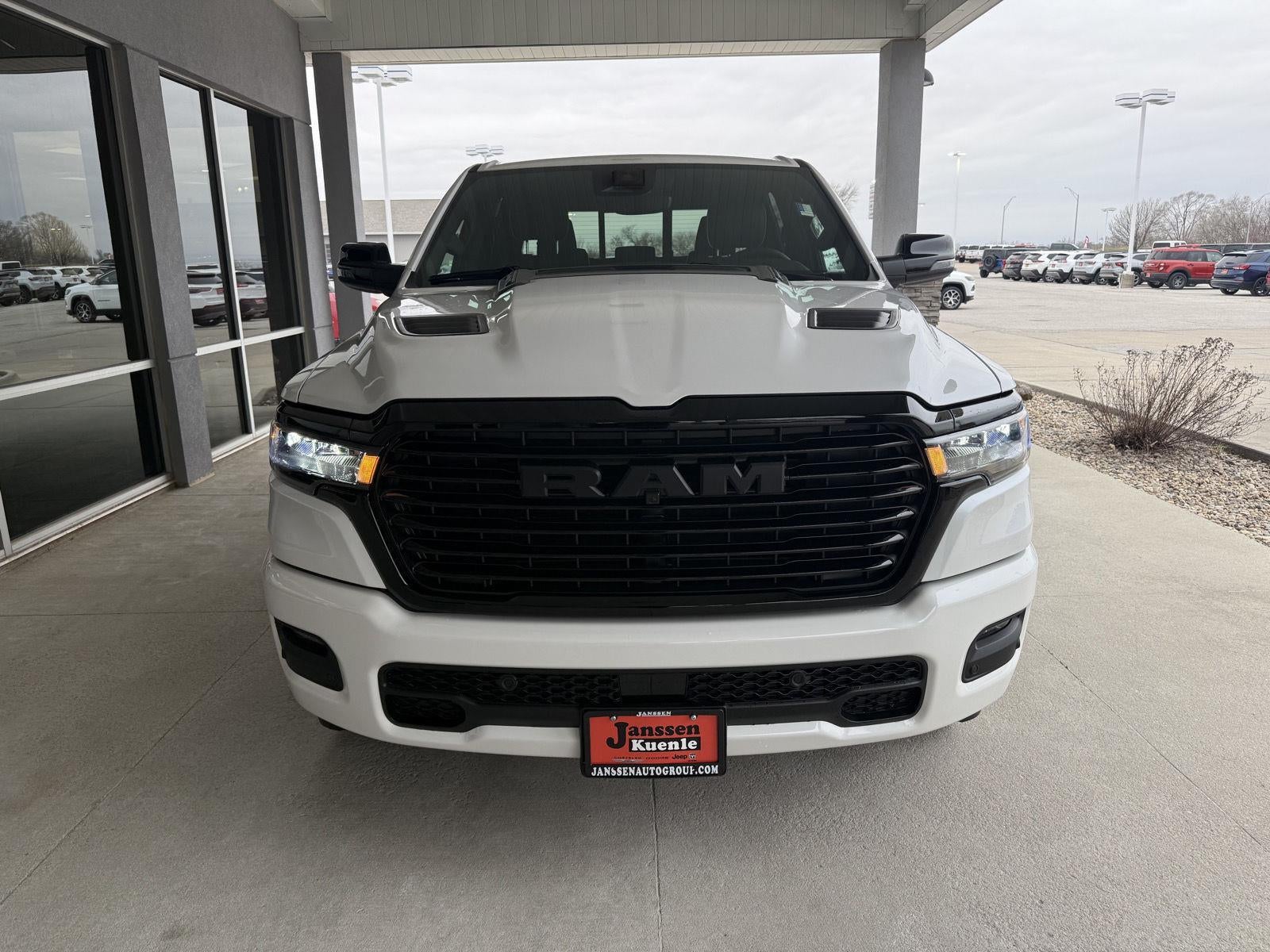 2026 RAM Ram 1500 RAM 1500 LARAMIE CREW CAB 4X4 5'7' BOX