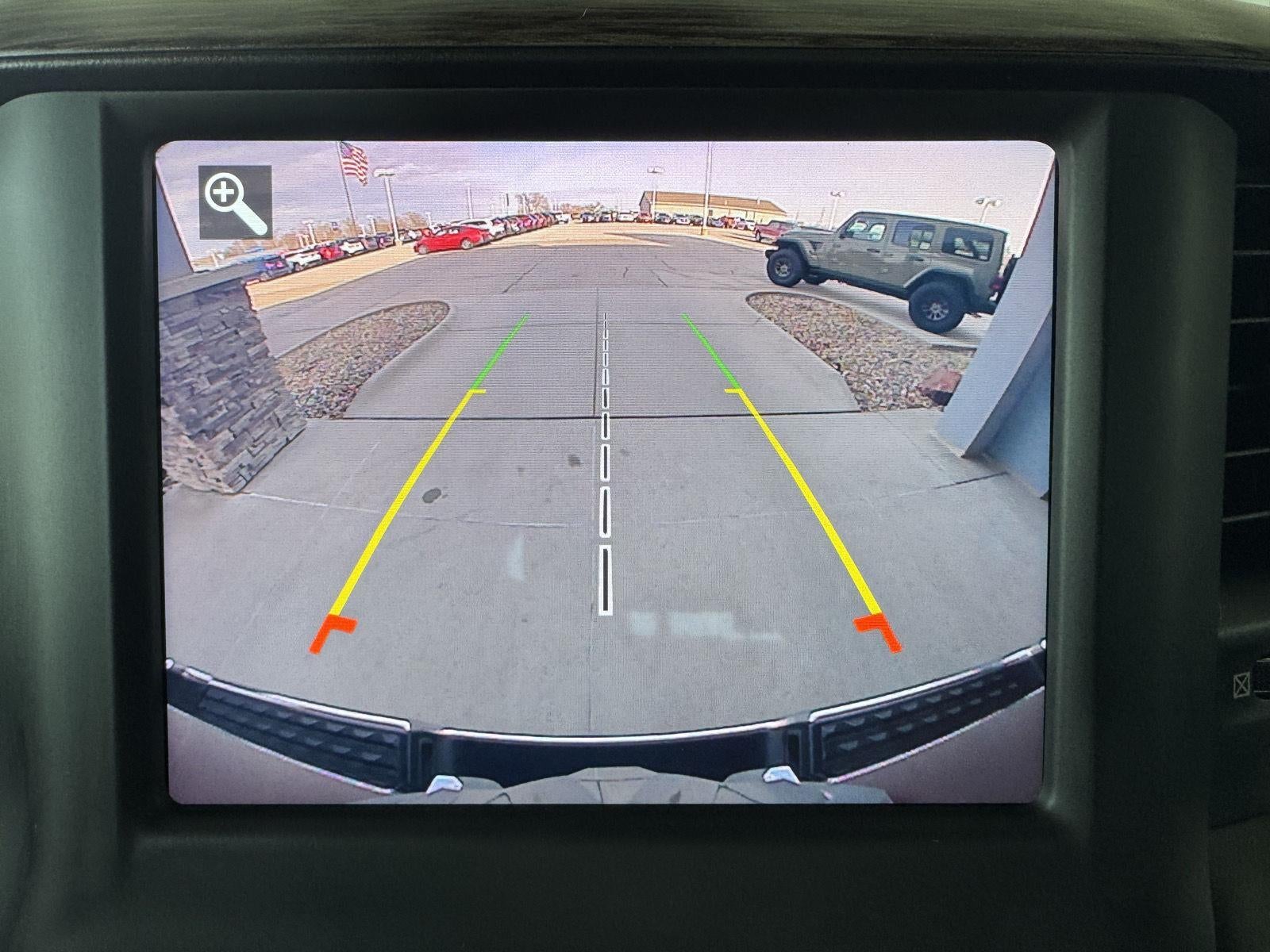 2019 RAM 1500 Laramie Crew Cab 4x4 5'7' Box