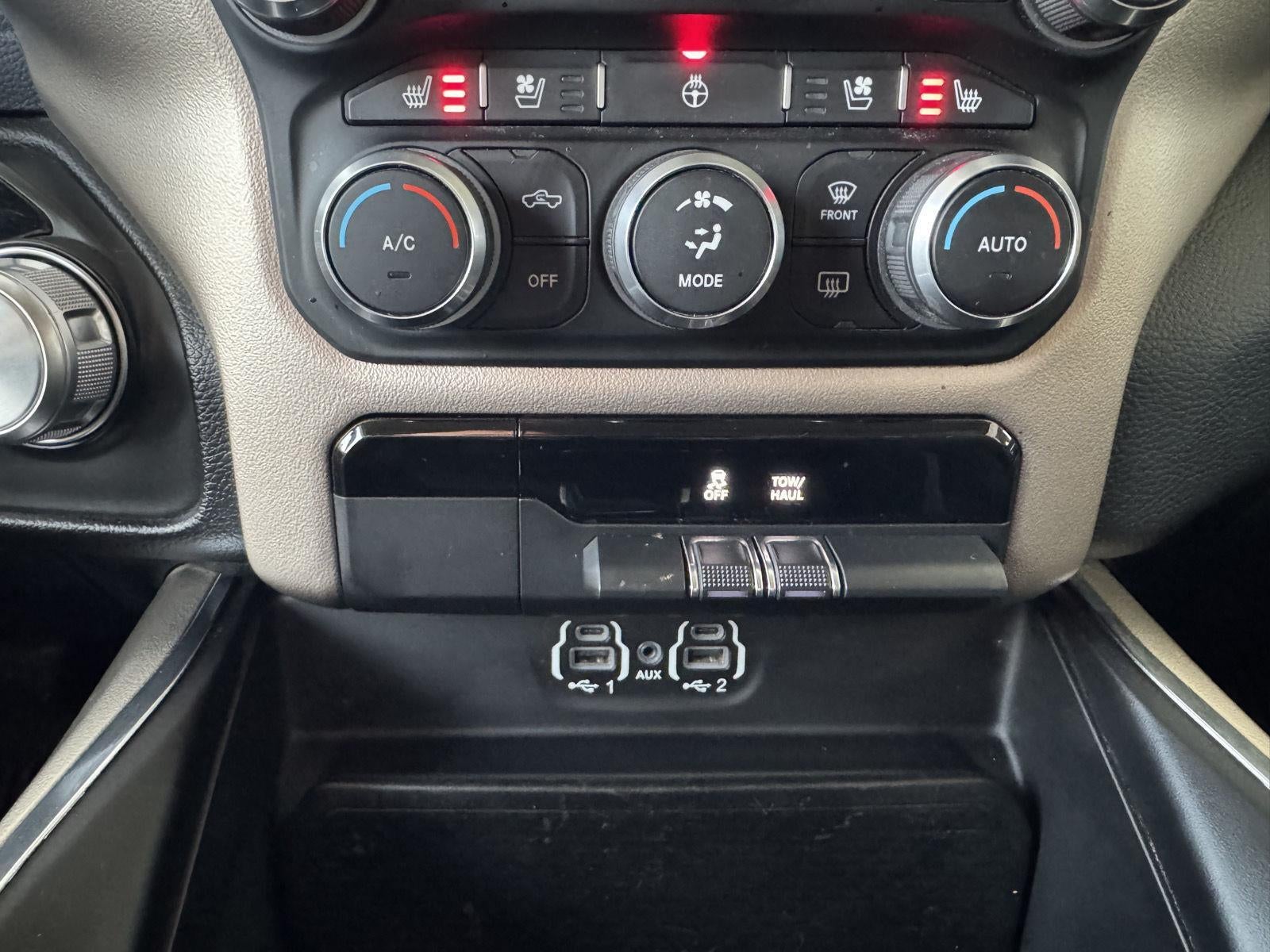 2019 RAM 1500 Laramie Crew Cab 4x4 5'7' Box