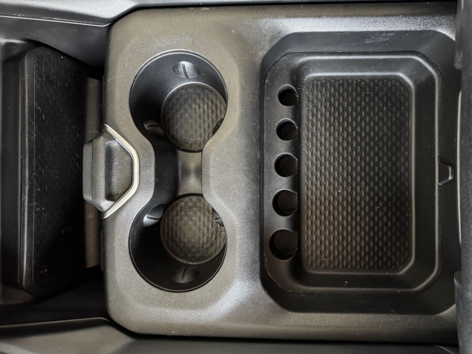 2019 RAM 1500 Laramie Crew Cab 4x4 5'7' Box