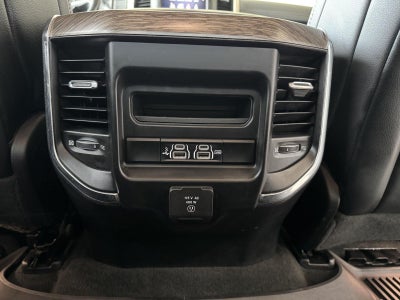 2019 RAM 1500 Laramie Crew Cab 4x4 5'7' Box