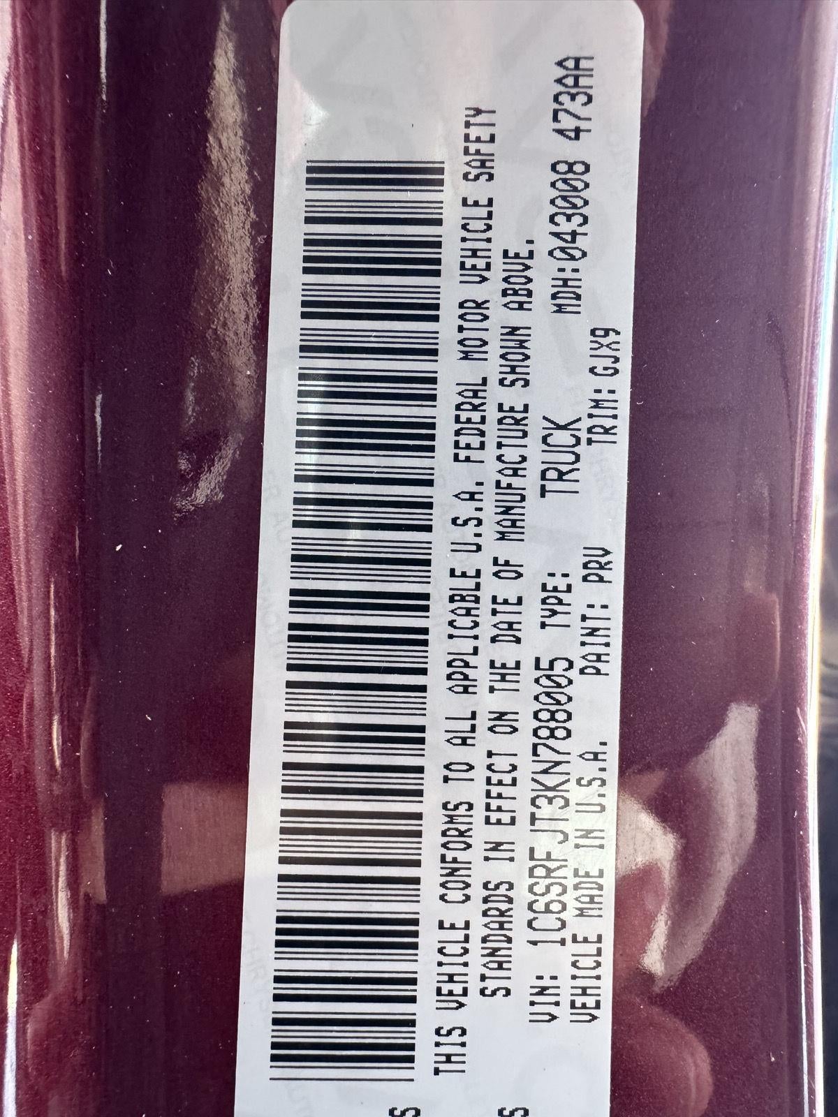 2019 RAM 1500 Laramie Crew Cab 4x4 5'7' Box