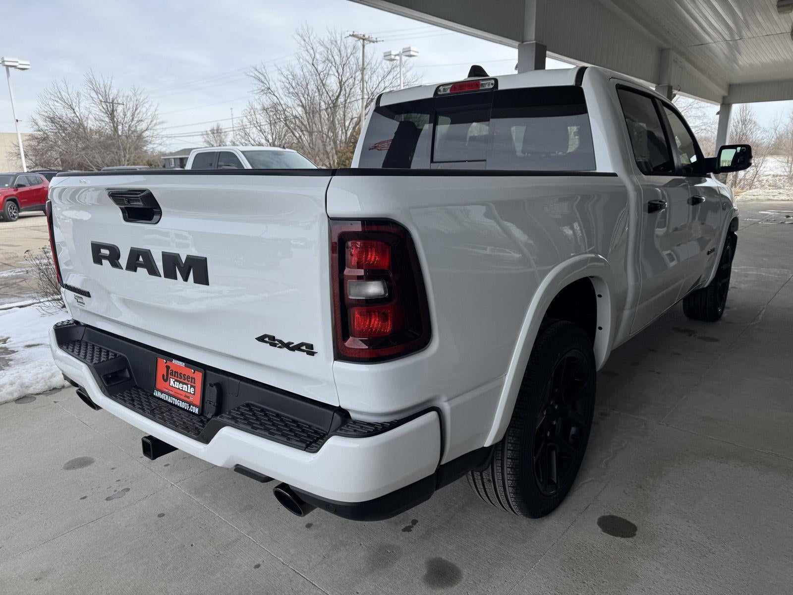 2026 RAM Ram 1500 RAM 1500 LARAMIE CREW CAB 4X4 5'7' BOX