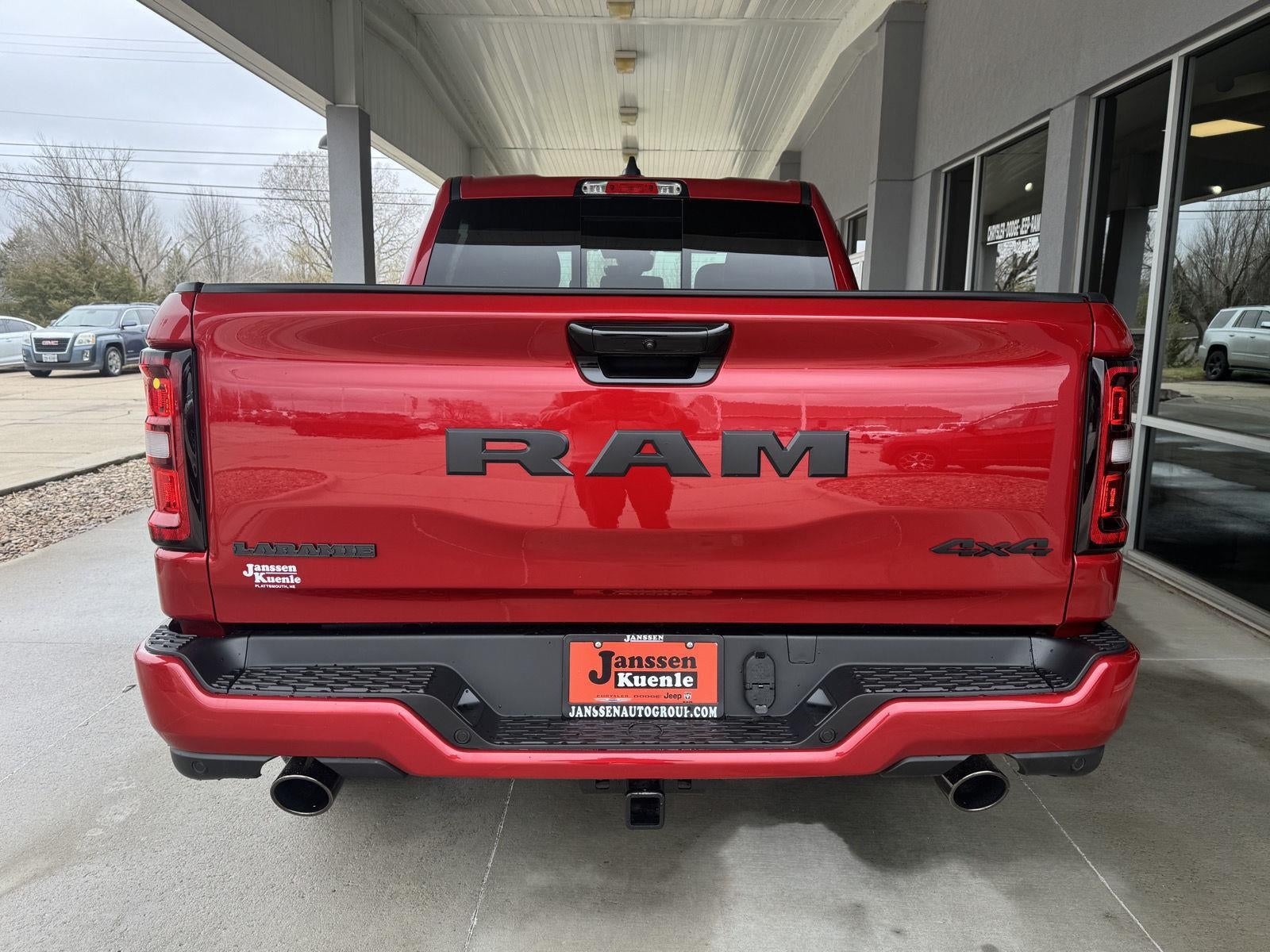 2026 RAM Ram 1500 RAM 1500 LARAMIE CREW CAB 4X4 5'7' BOX